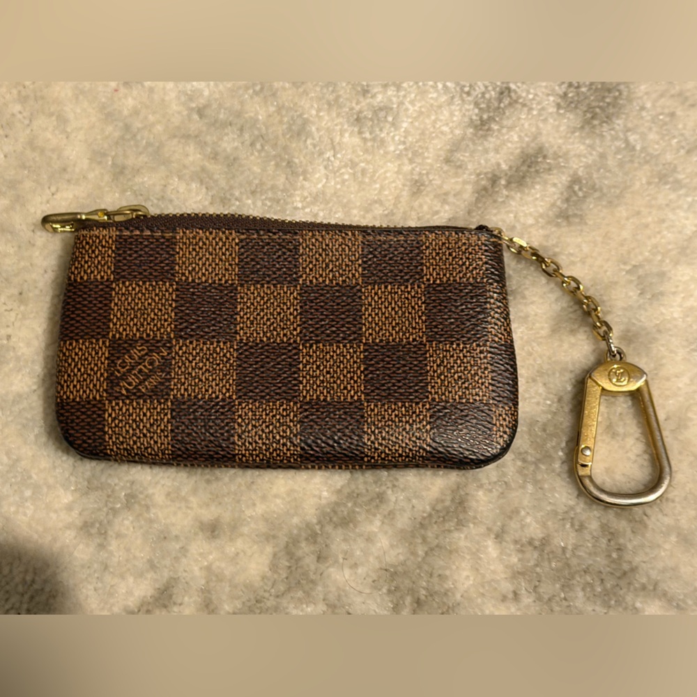 Louis Vuitton Brown Checkered Key & Card Holder - Picture 3 of 3